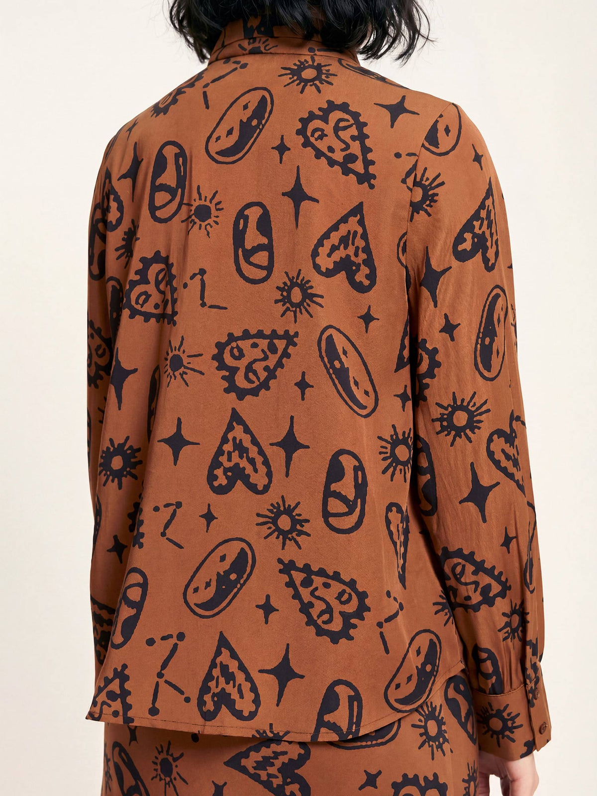 BLUSA BROWN HEARTS