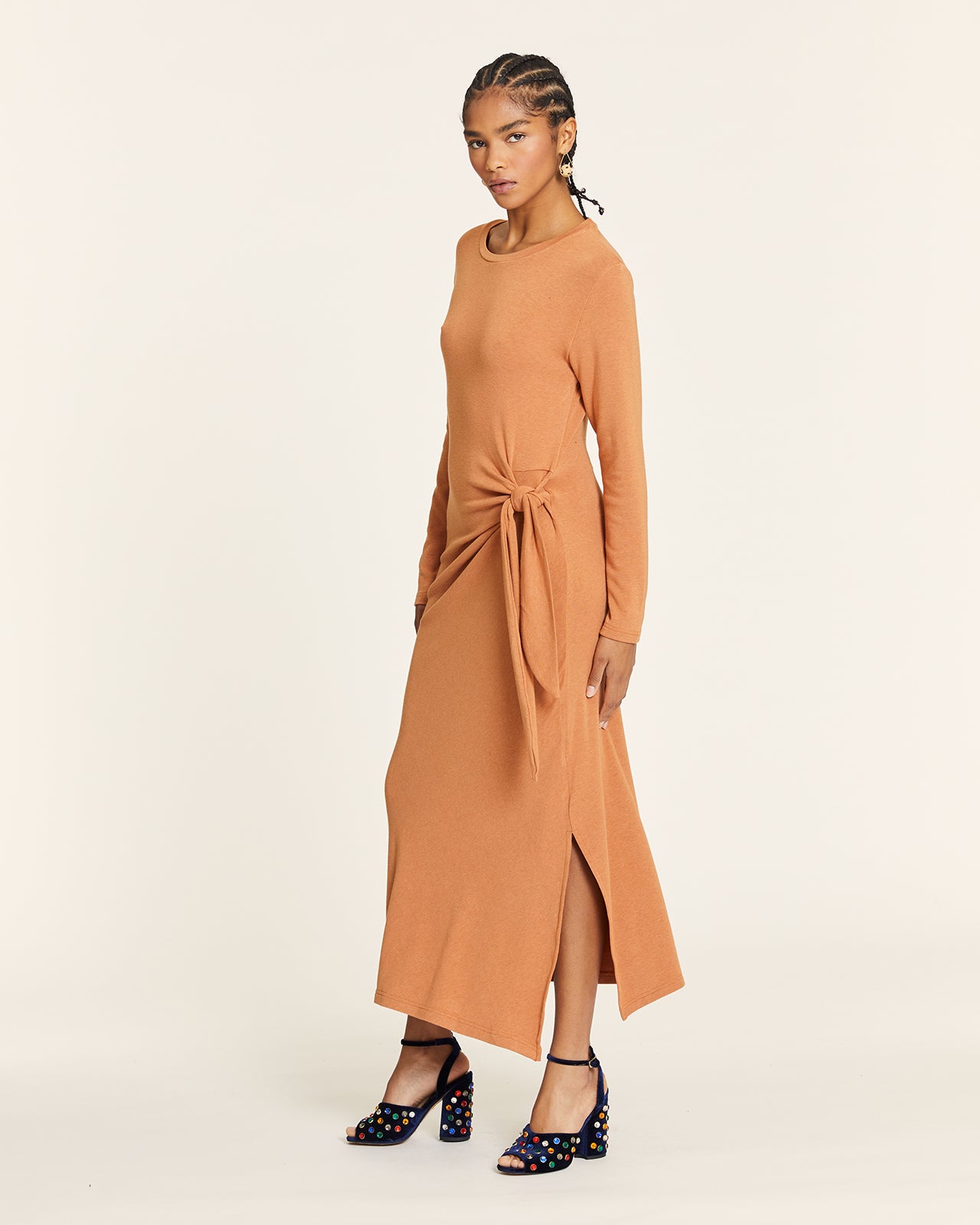 VESTIDO ANUDADO DE PUNTO TOFFE