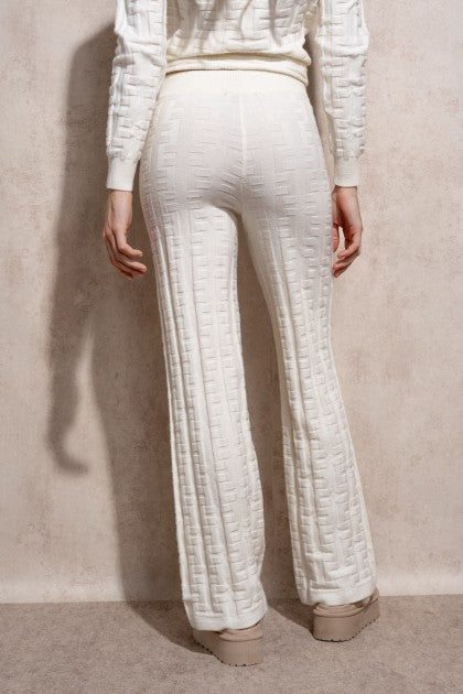 PANTALONES DE PUNTO JACQARD