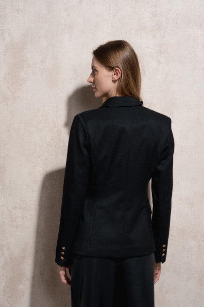 BLAZER CON BOTONES DORADOS