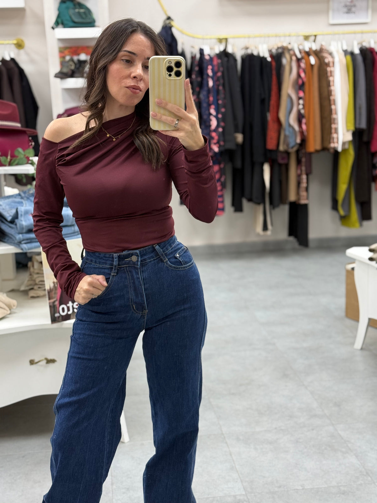 PANTALON VAQUERO BALLON CON GOMA EN LA PARTE DE ABAJO
