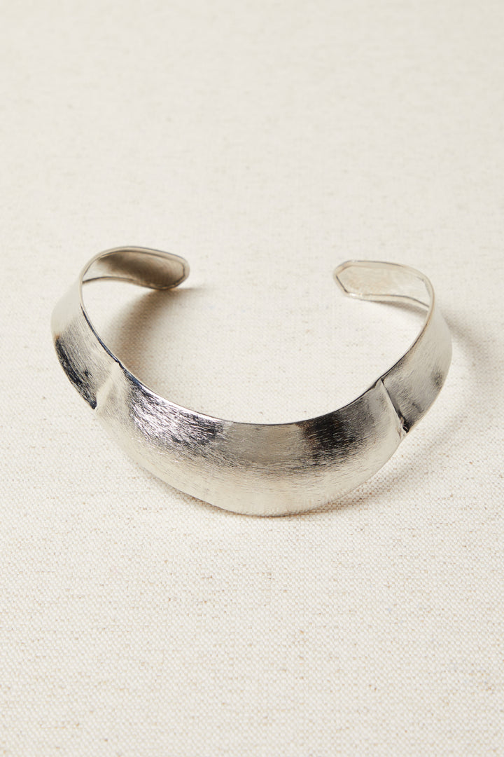 COLLAR AFRICA CON BAÑO EN PLATA