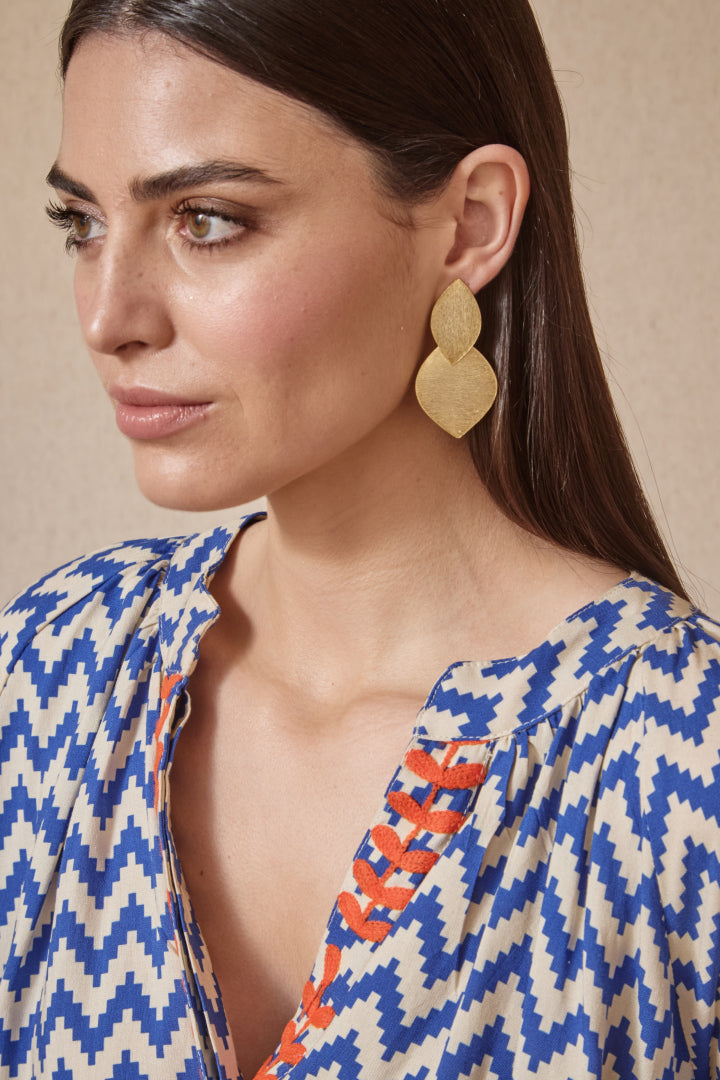 PENDIENTES HOJA DE BELEN CON BAÑO ORO