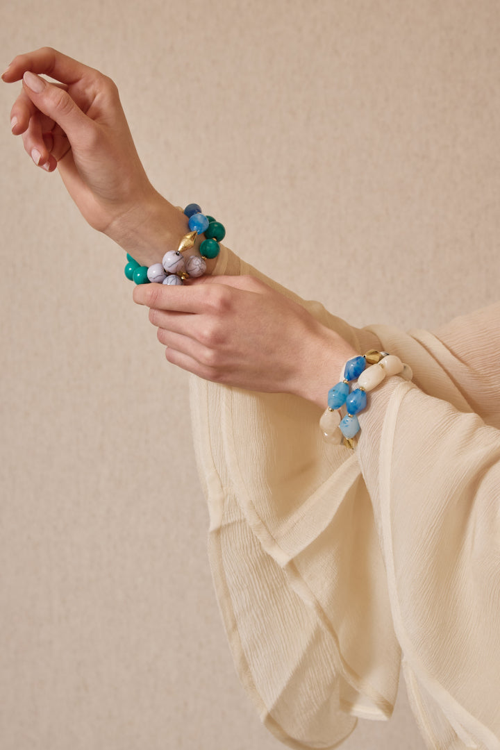 PULSERA MIL MUNDOS NACAR VERDE CON BAÑO DE ORO