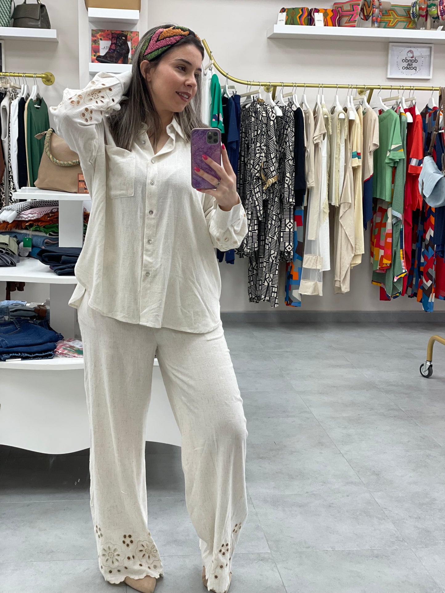 CONJUNTO LINO BEIGE BROCADOS - CAMISA PANTALON -