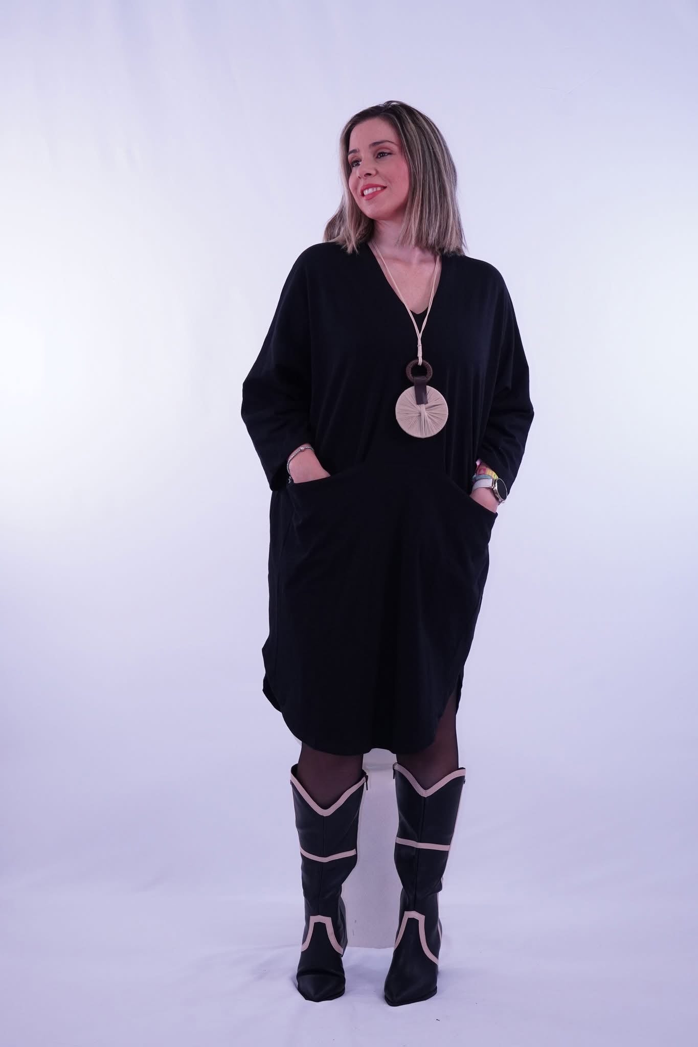 VESTIDO CORTO BLY NEGRO WRIITEN