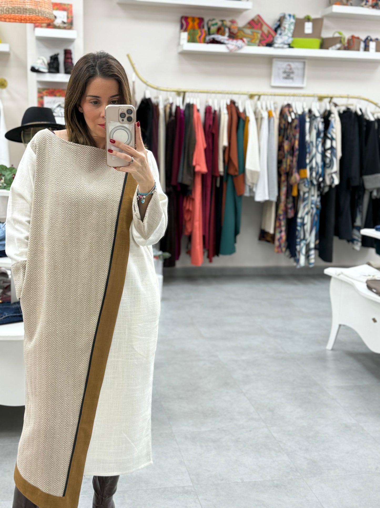 VESTIDO MIDI SILVINA ZIGZAG BEIGE FABULA