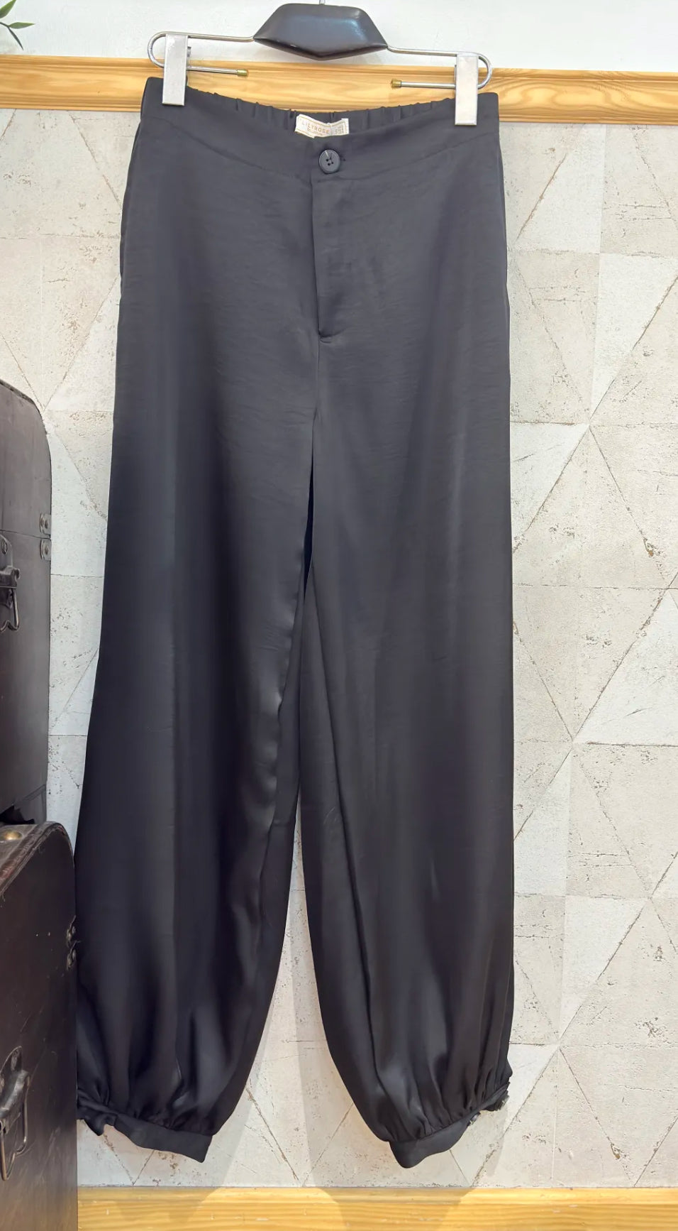 PANTALÓN SATÉN BOMBACHO