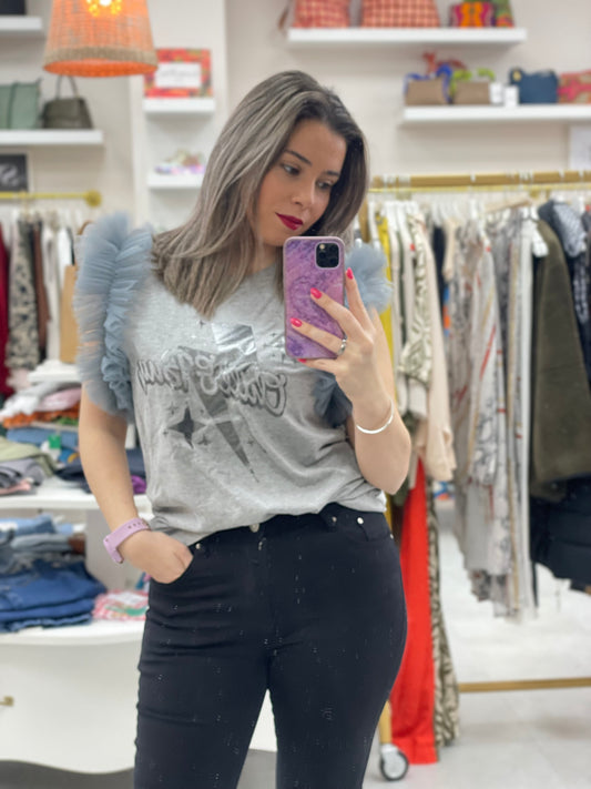 CAMISETA GRIS RAYO VOLANTE TUL GRIS
