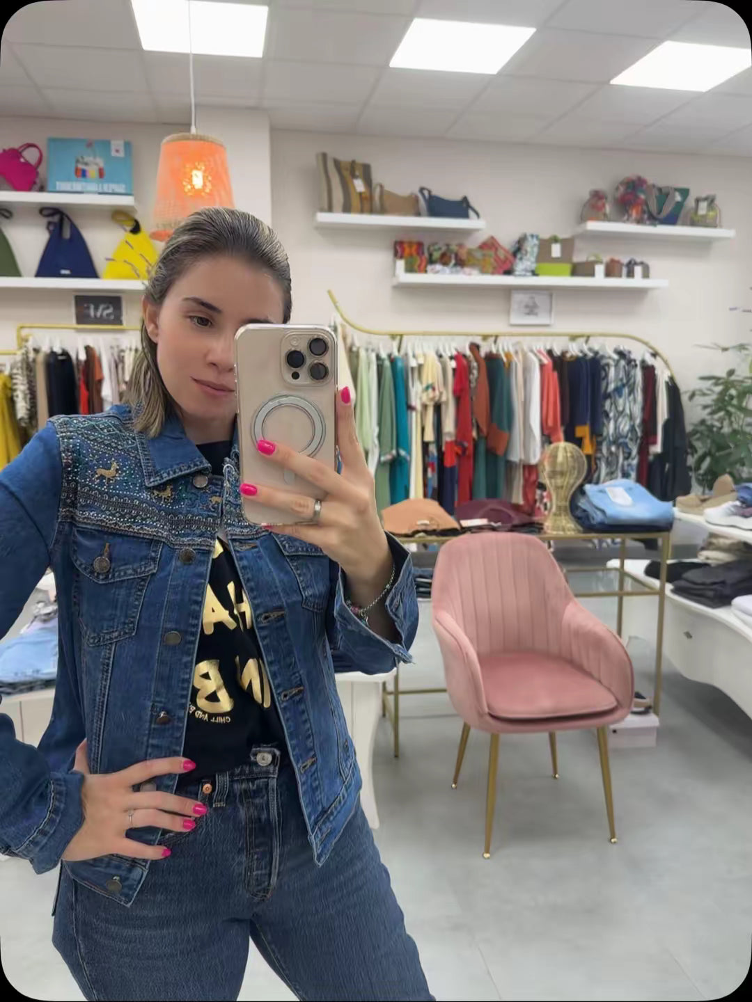 CHAQUETA VAQUERA BORDADO Y BRILLOS