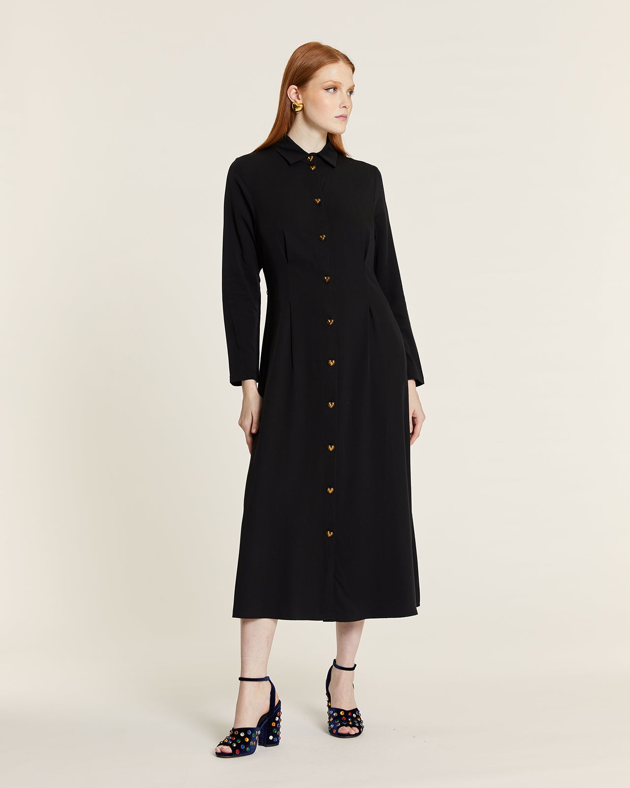 VESTIDO LARGO CON BOTONES CORAZON NEGRO