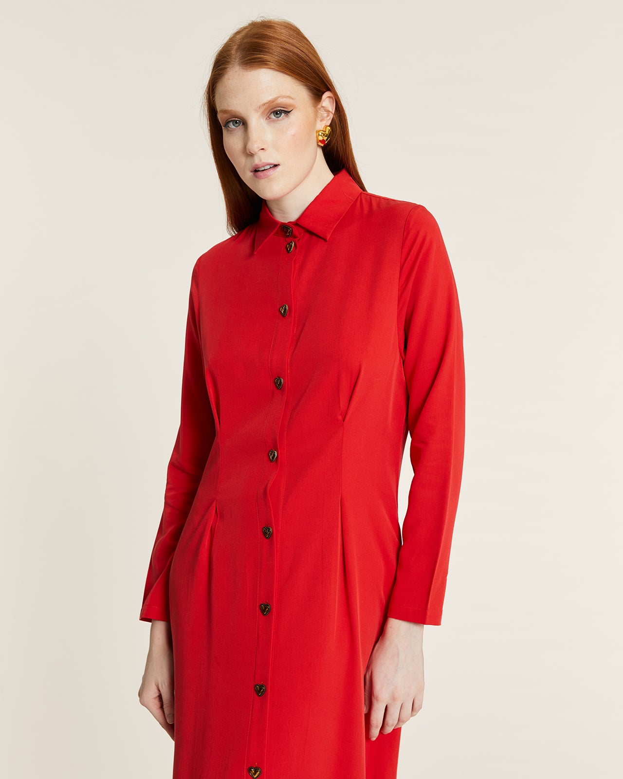 VESTIDO LARGO CON BOTONES CORAZON ROJO