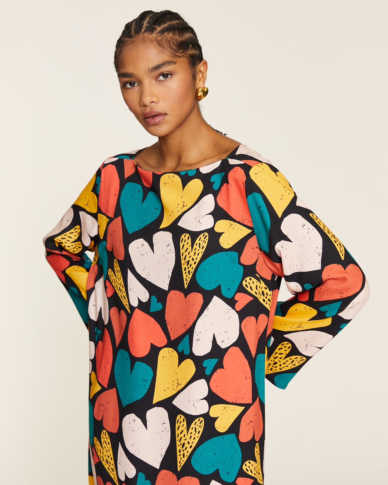 VESTIDO CORAZONES MAXI