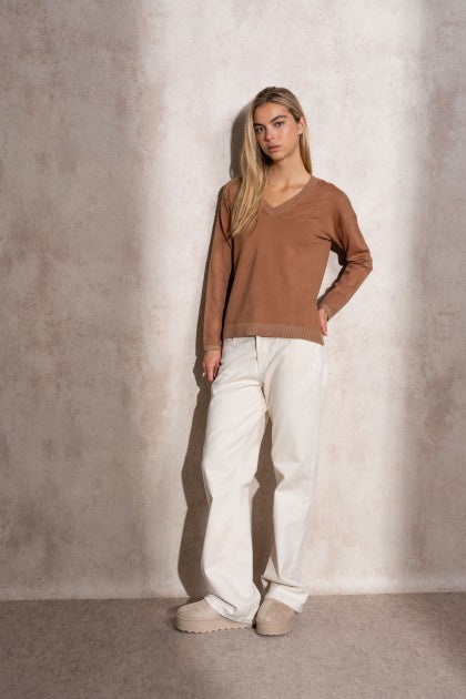 SUÉTER DE PUNTO DE LUREX CON CUELLO V BRONCE