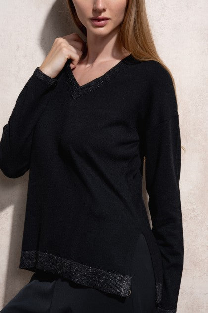 SUÉTER DE PUNTO DE LUREX CON CUELLO V NEGRO