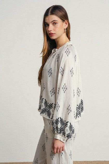 BLUSA ESTAMPADA MANGA LARGA