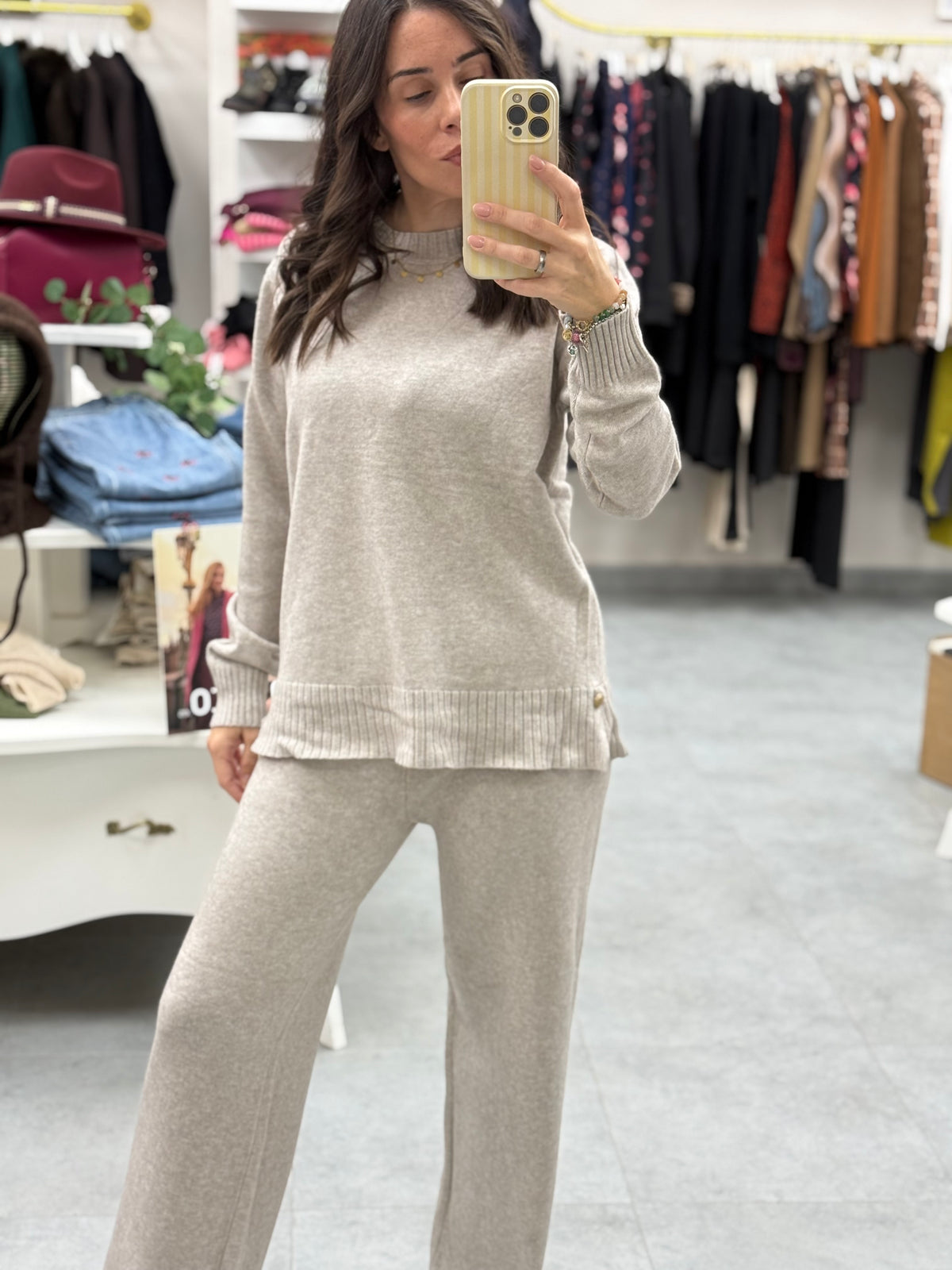 CONJUNTO PUNTO CONFORD