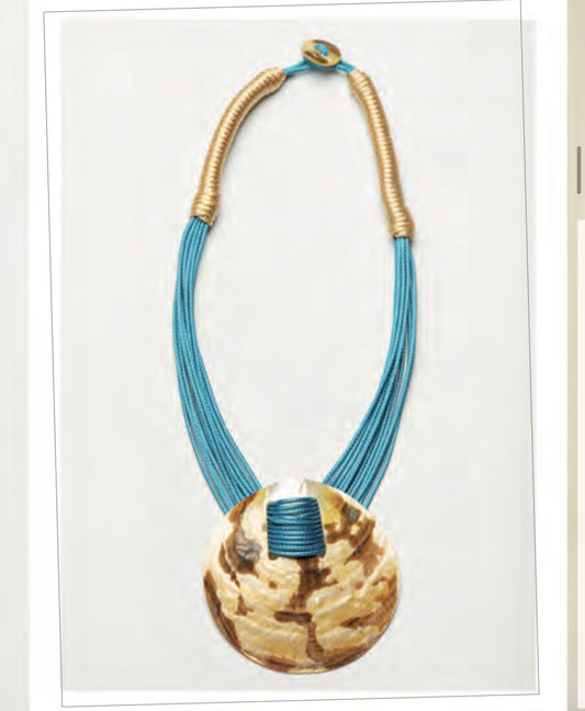 COLLAR CORTO TURQUESA CONCHA