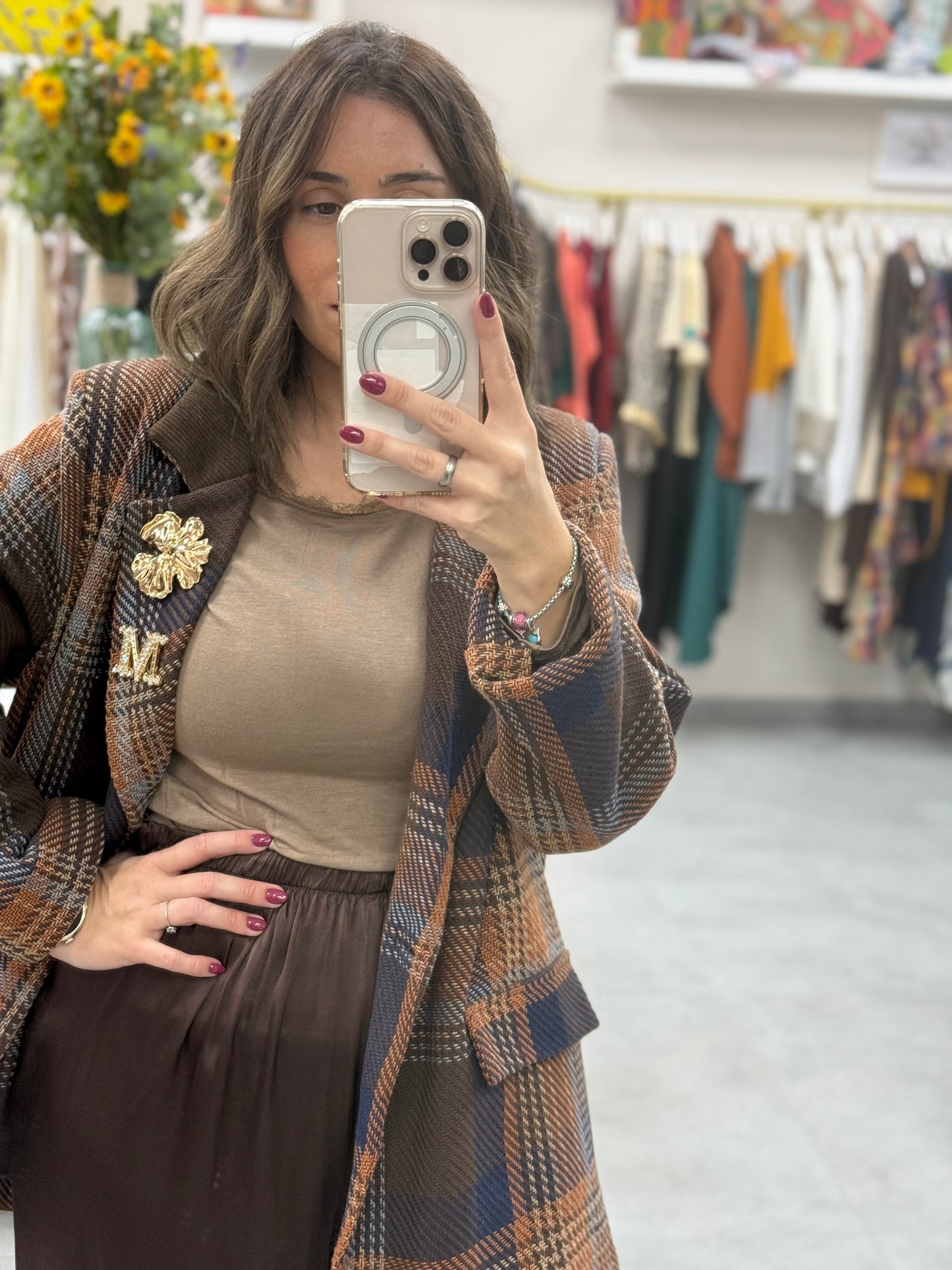 AMERICANA CUADROS BROCHES