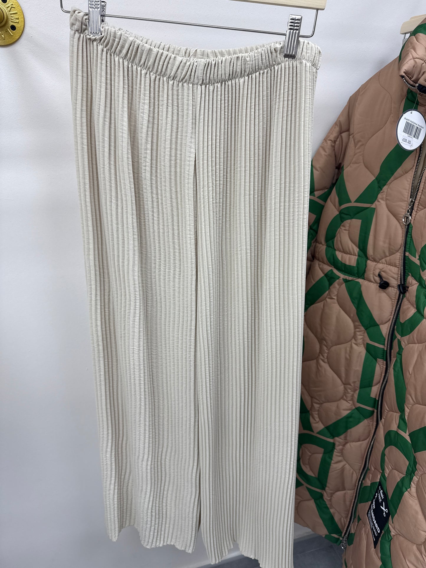 PANTALÓN BEIGE