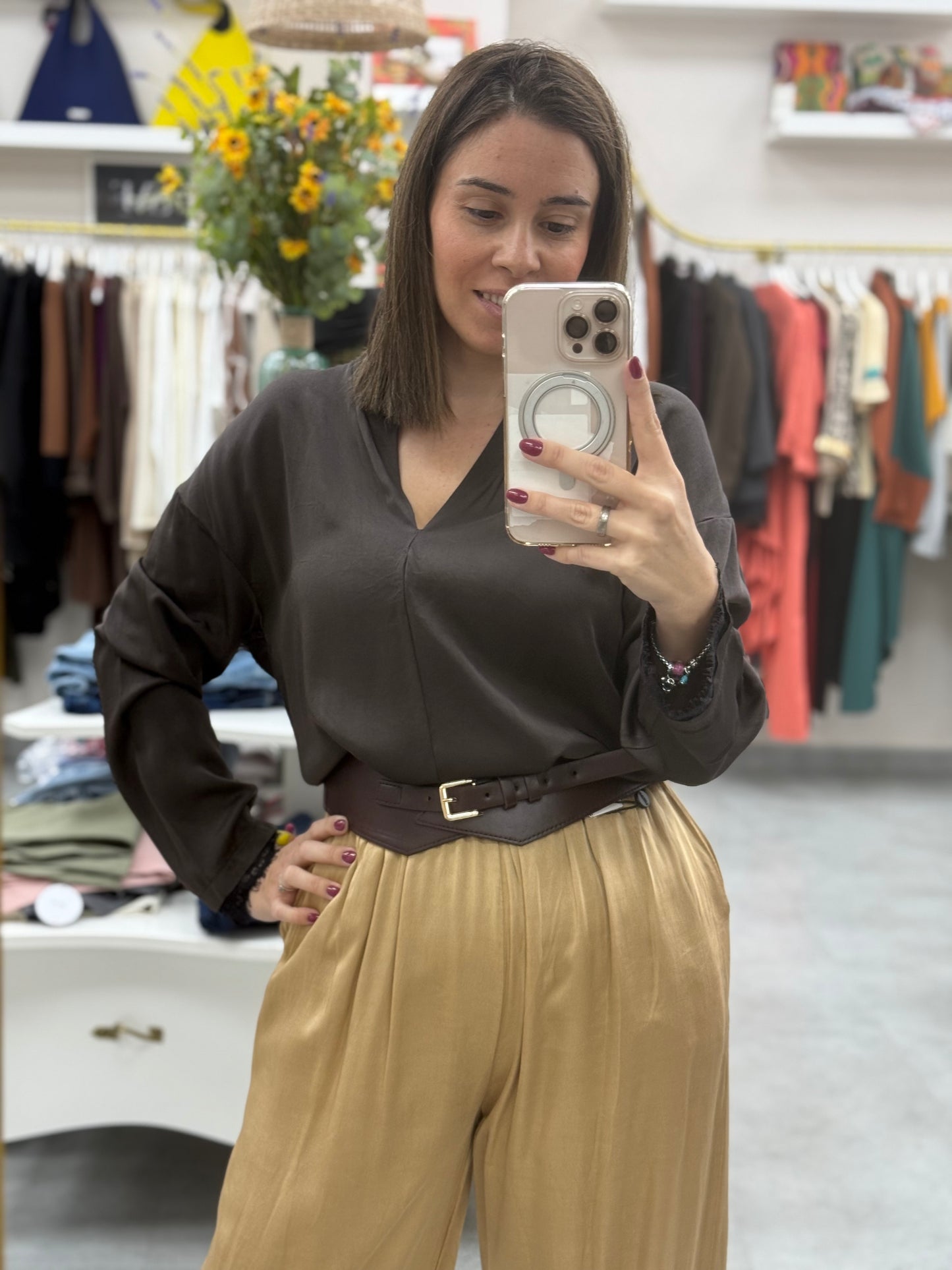 CAMISA ENCAJE MANGA CUELLO PICO SATEN