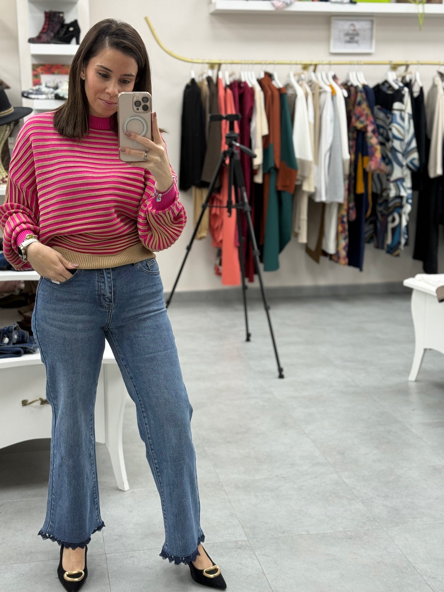 PANTALON VAQUERO REMATE ENCAJE