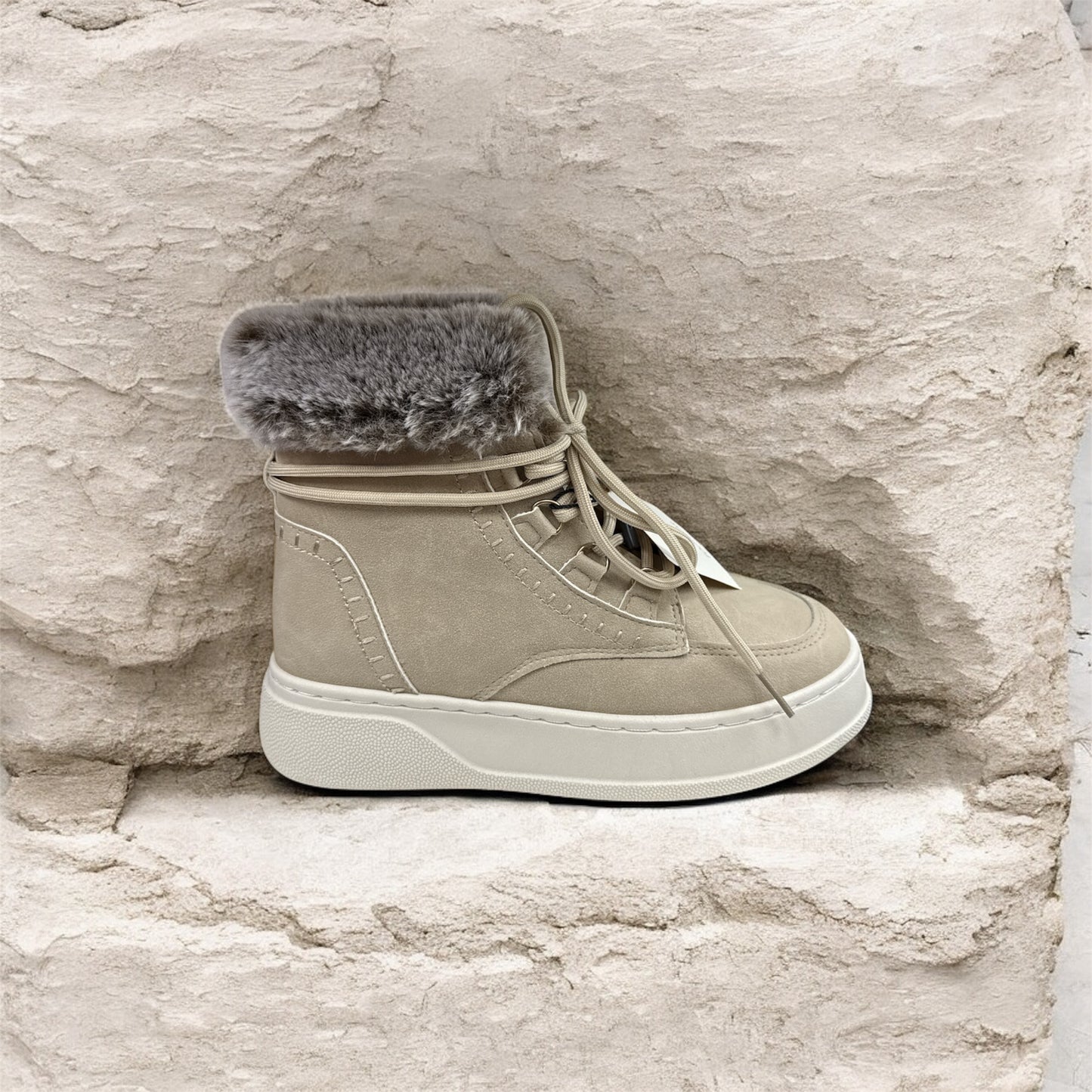 BOTA DOBLE SUELA PEPUNTES