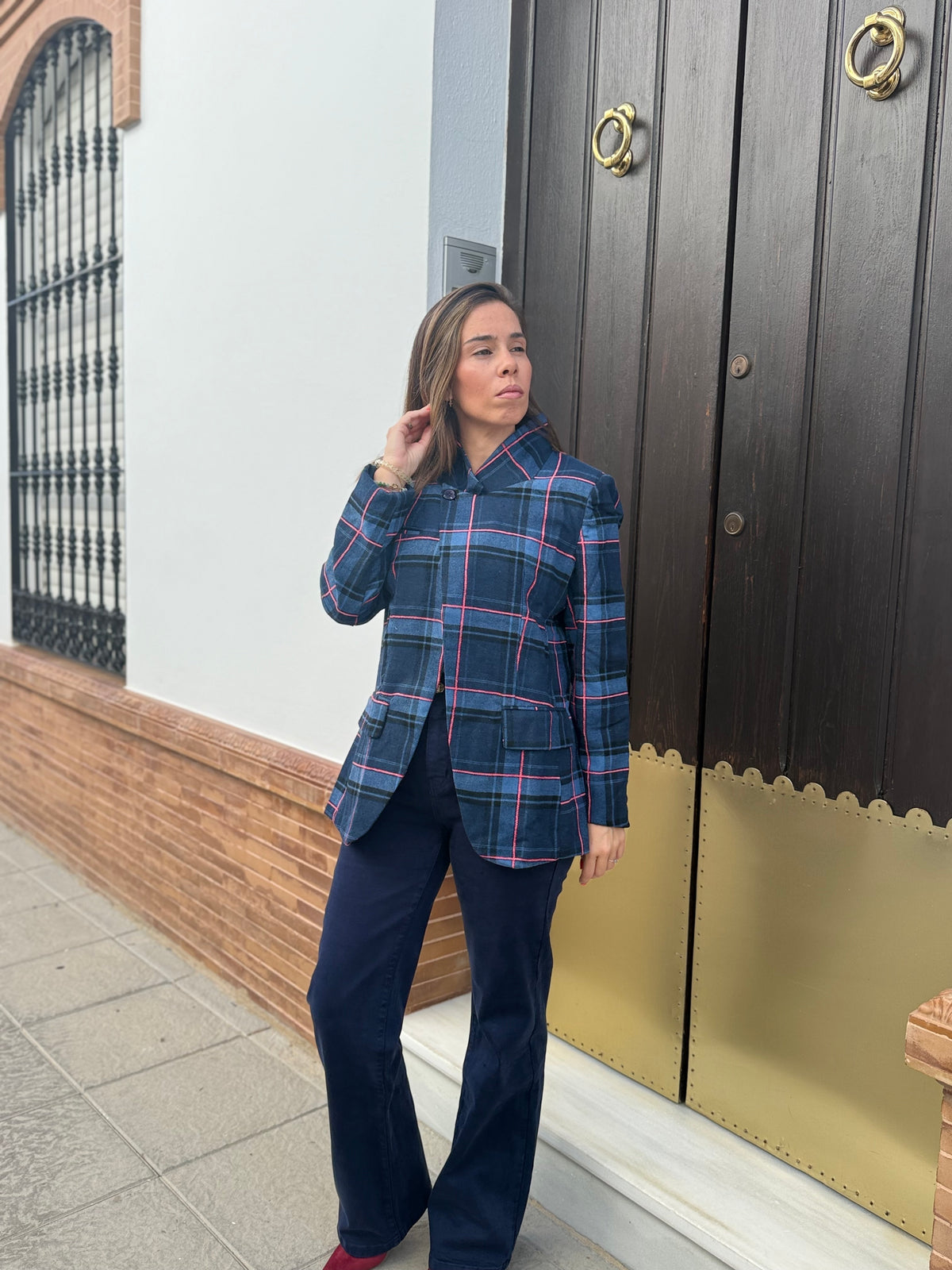 CHAQUETA AMERICANA CUADROS BOTON SOLAPA CUELLO