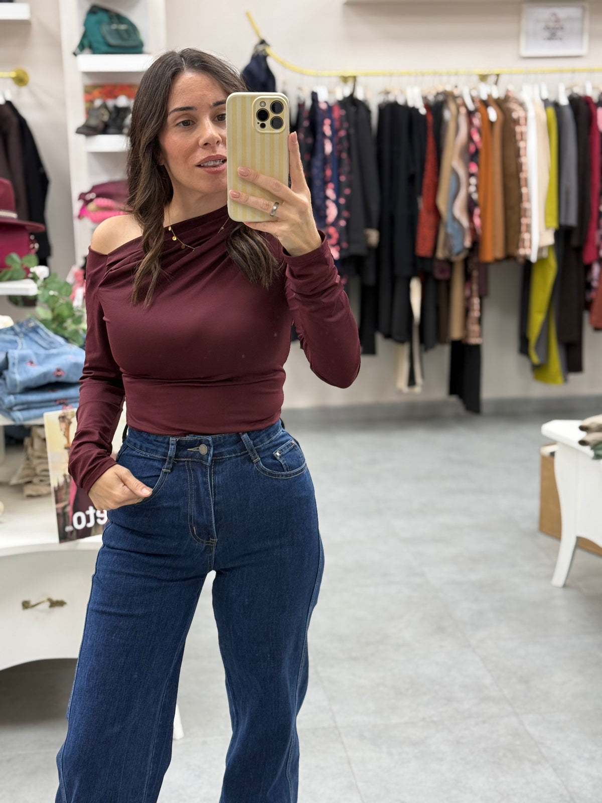 PANTALON VAQUERO BALLON CON GOMA EN LA PARTE DE ABAJO