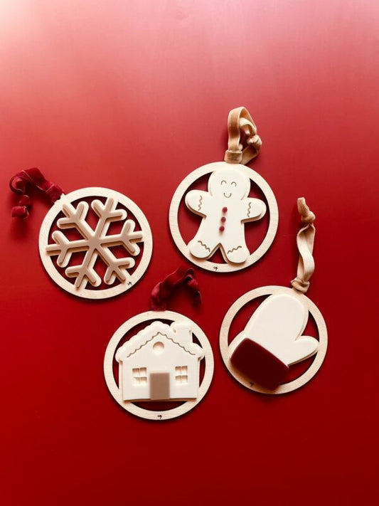 PACK 4 BOLAS NAVIDAD MUÑECOS