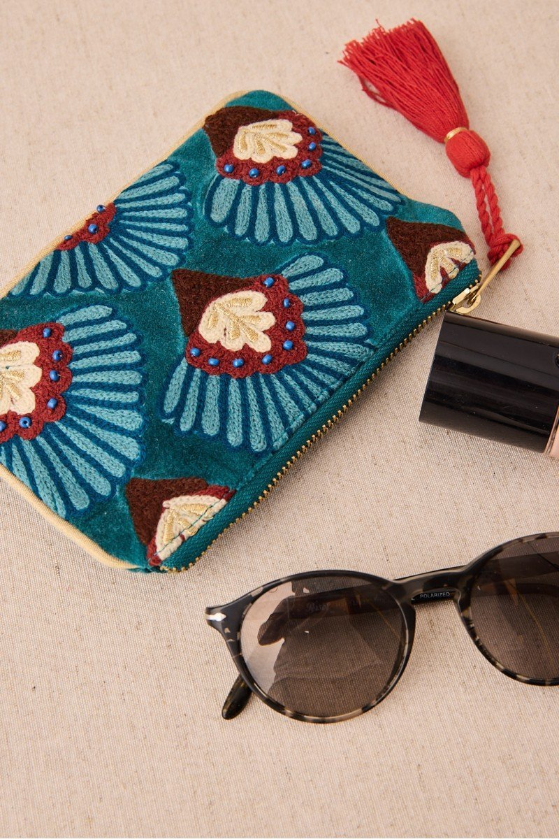 BOLSA NECESER TERCIOPELO BORDADO ABANICOS